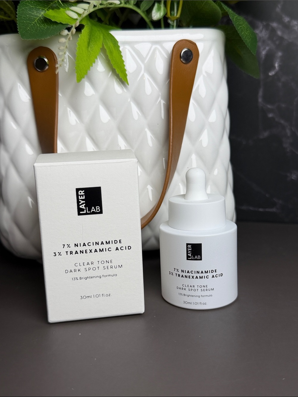Clear Tone Dark Spot Serum - White